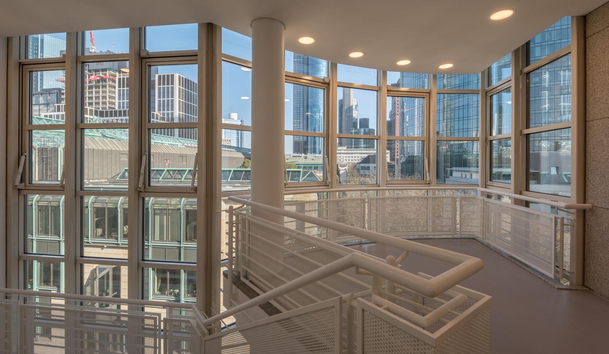 Hilton Garden Inn Frankfurt City Centre Франкфурт-на-Майне Экстерьер фото