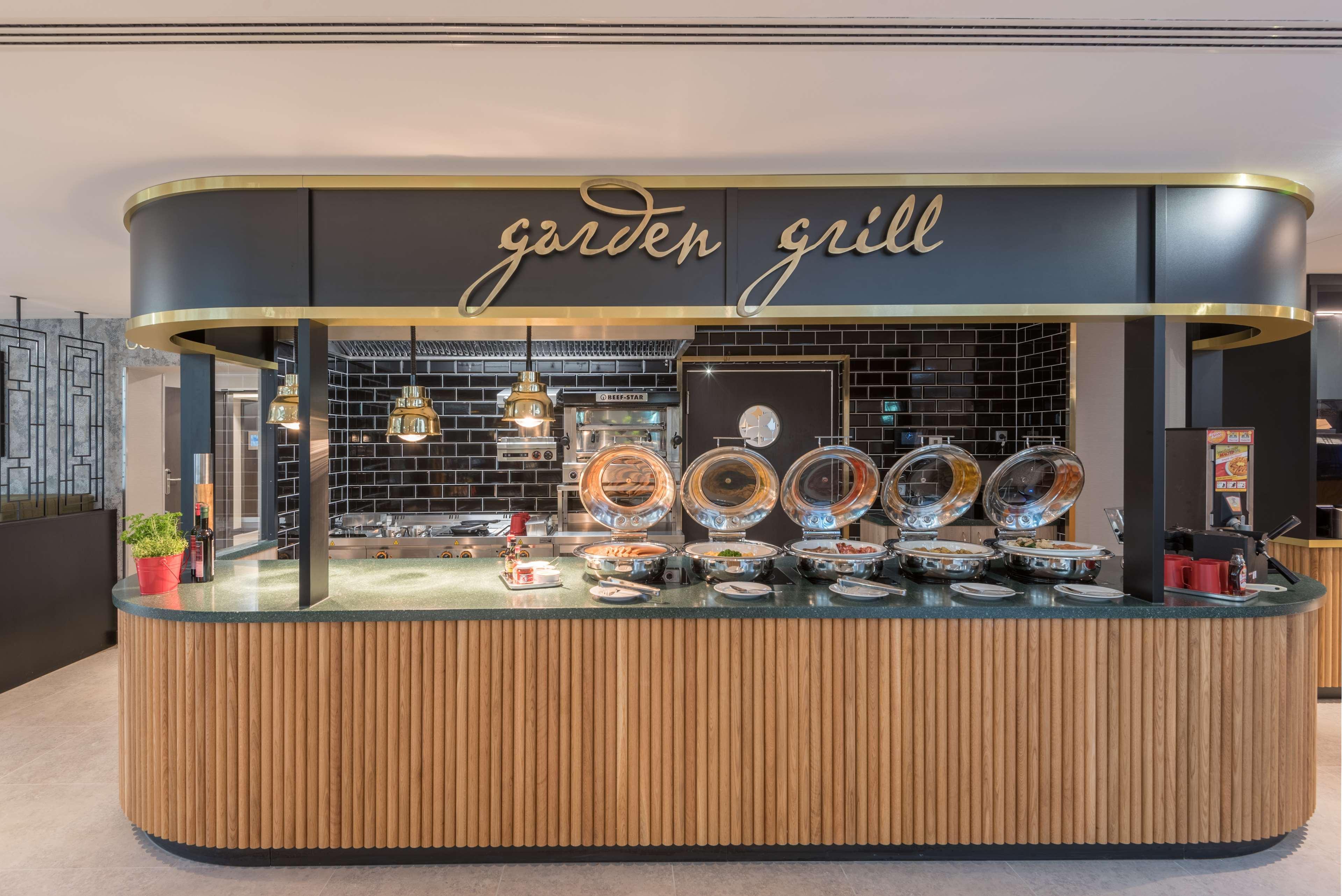 Hilton Garden Inn Frankfurt City Centre Франкфурт-на-Майне Экстерьер фото