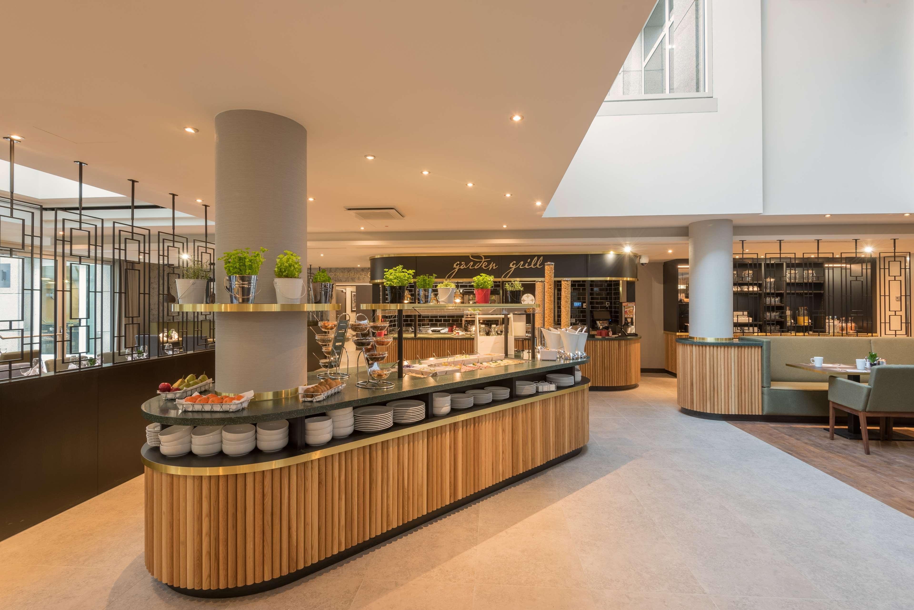 Hilton Garden Inn Frankfurt City Centre Франкфурт-на-Майне Экстерьер фото