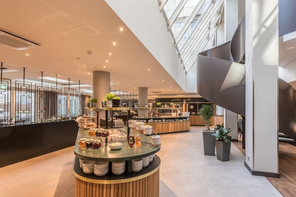 Hilton Garden Inn Frankfurt City Centre Франкфурт-на-Майне Экстерьер фото