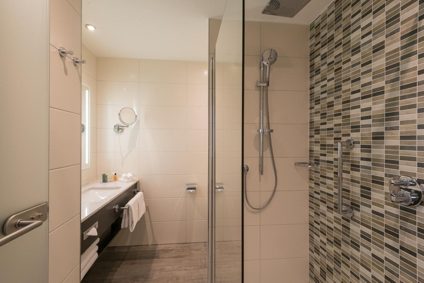 Hilton Garden Inn Frankfurt City Centre Франкфурт-на-Майне Экстерьер фото
