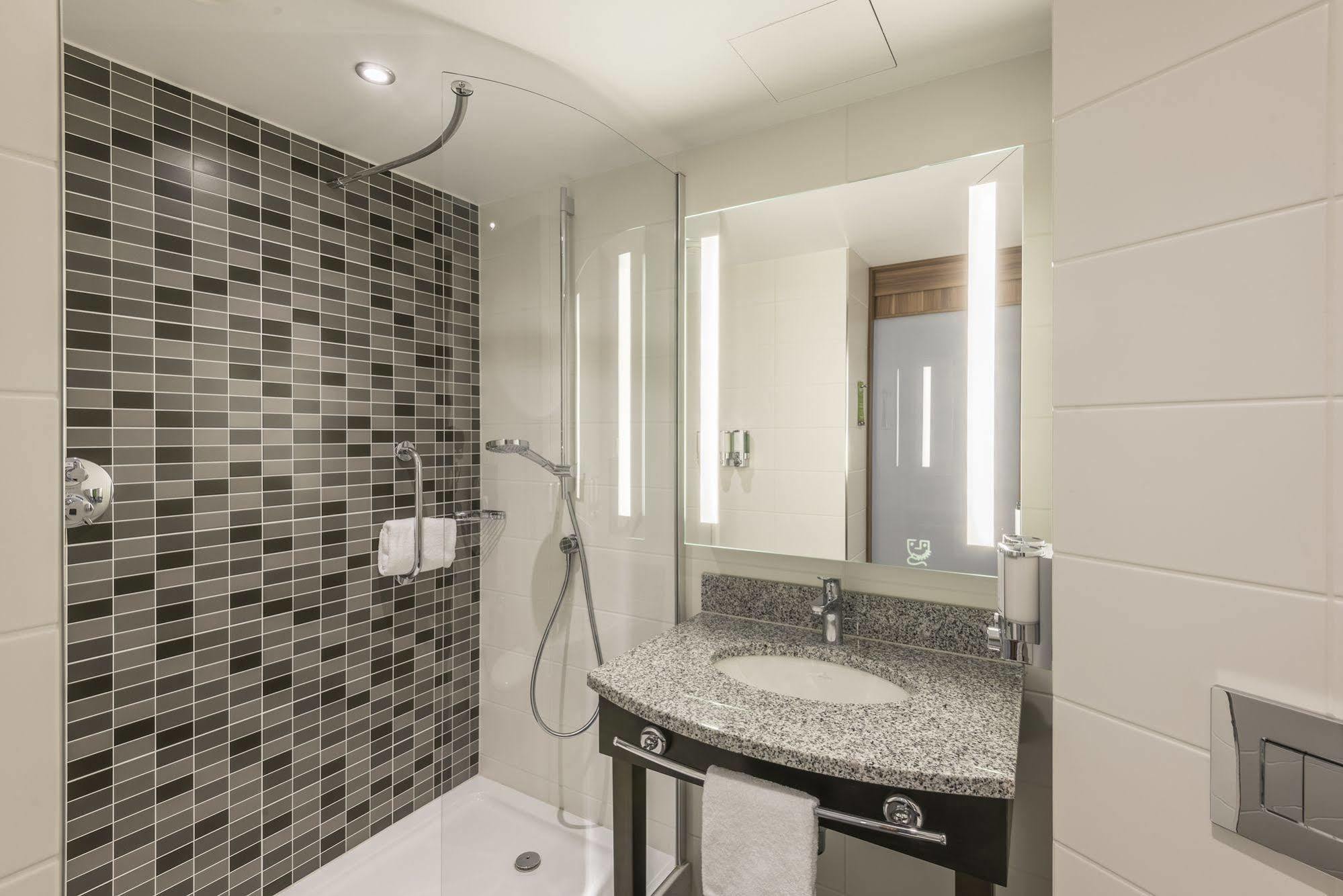Hilton Garden Inn Frankfurt City Centre Франкфурт-на-Майне Экстерьер фото